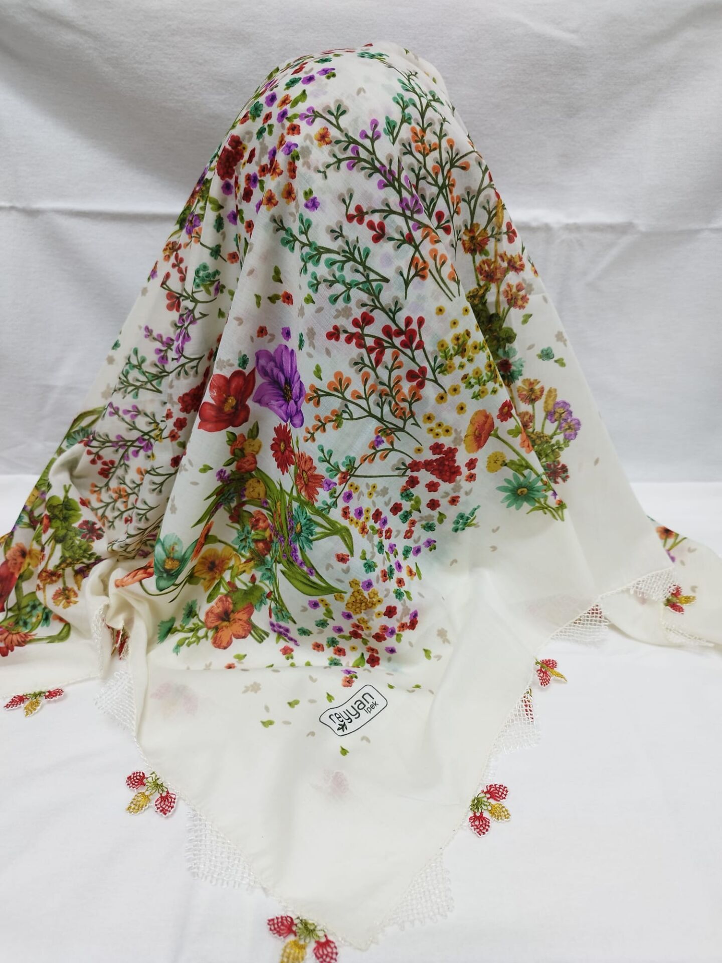 İĞNE OYALI REYYAN YAZMA.