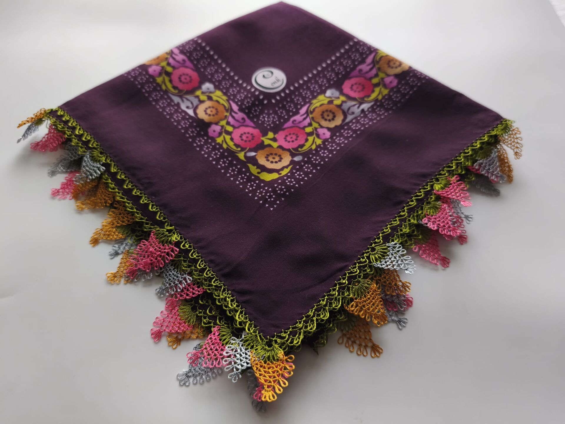 ORTASI BOŞ İĞNE OYALI CENK YAZMA